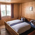 Almhuette & Skihuette Kohlerhaus Gæstehus Stuben am Arlberg