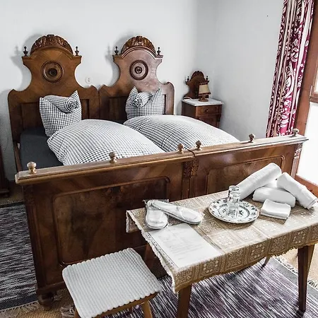 Almhutte & Skihutte Kohlerhaus Guest house 3*