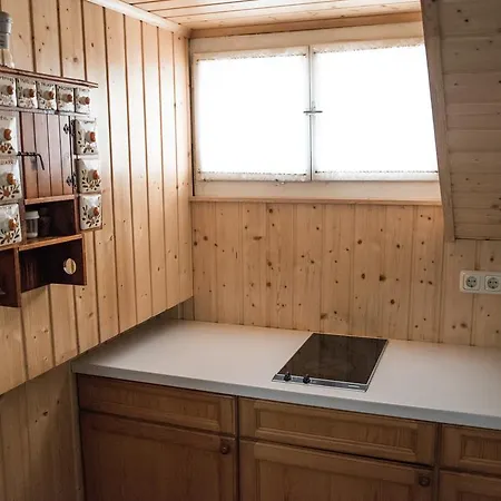 Almhutte & Skihutte Kohlerhaus Guest house 3*