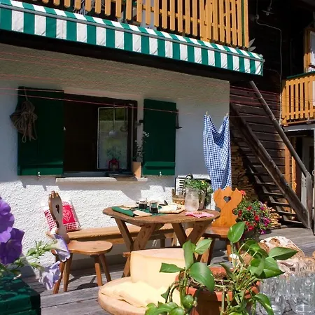 Pensionat Almhutte & Skihutte Kohlerhaus Stuben am Arlberg